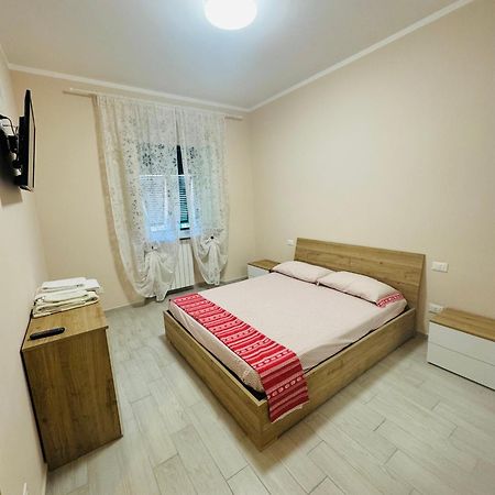 Ferienwohnung Casa Ayden Livorno Exterior foto